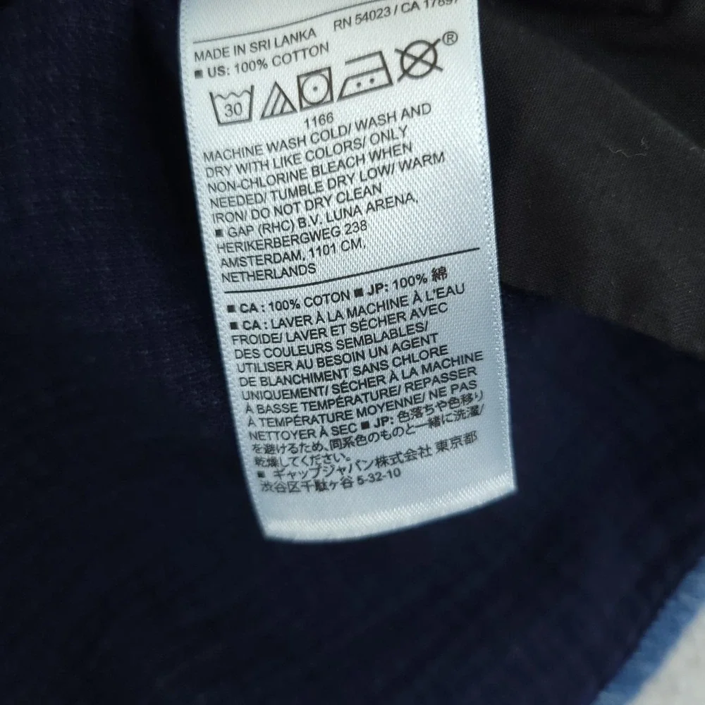 Banana Republic brand banana
